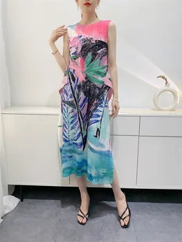 Женское плиссированное платье Miyake 2023, летнее Новое Плиссированное платье без рукавов с круглым вырезом и принтом в стиле Ниши высокого класса Design Sense для женщин