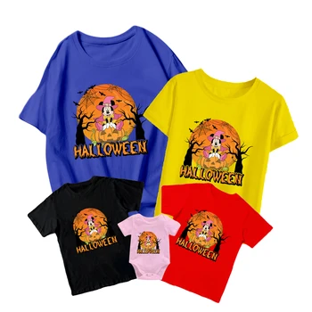 Летняя футболка Disney для родителей и детей с коротким рукавом, Минни Маус, держащая Тыкву, принт на Хэллоуин, Мода для взрослых, Унисекс, круглый воротник